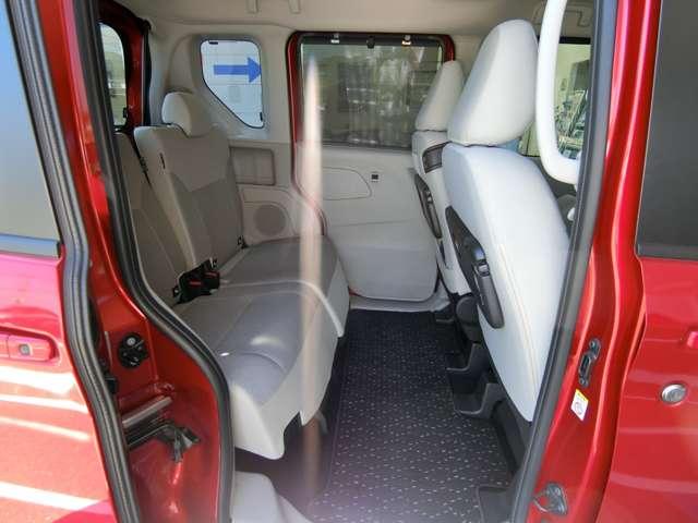 ルークス ６６０　Ｘ　純正９インチナビ・アラウンドビューモニタ　アラモニ　前後衝突軽減ブレーキ　ワンオーナー車　禁煙　車線逸脱防止　スマートキー　定期点検記録簿　キーフリー　ｉ－ｓｔｏｐ　フルオートエアコン　パワーウインドウ　ＬＥＤ　カーテンエアバッグ　エアバック（19枚目）