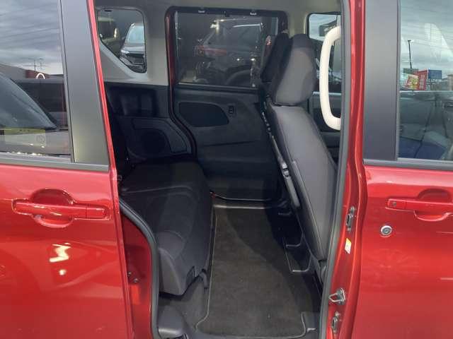 ルークス ６６０　ハイウェイスターＸ　当社試乗車ＵＰ　メモリーナビ９インチ　アラ　アイスト　衝突被害軽減ブレ－キ　マルチビューカメラ　車線逸脱警報装置　禁煙　ＬＥＤ　スマートキー　パワーウィンドウ　ワンオーナー　カーテンエアバック　ナビＴＶ　バックカメラ　記録簿　パワステ　キーフリ（17枚目）