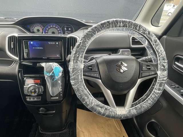 ソリオバンディット １．２　バンディット　ハイブリッド　ＭＶ　ディスプレイオーディオ　盗難防止　アイスト　スマ－トキ－　ドライブレコーダ　Ｂモニ　１オーナー　サイドエアバッグ　アルミ　両側スライド片側電動ドア　オートクルーズ　定期点検記録簿　パワーウィンドウ　Ｗエアバック　ＡＣ　ＡＢＳ（4枚目）