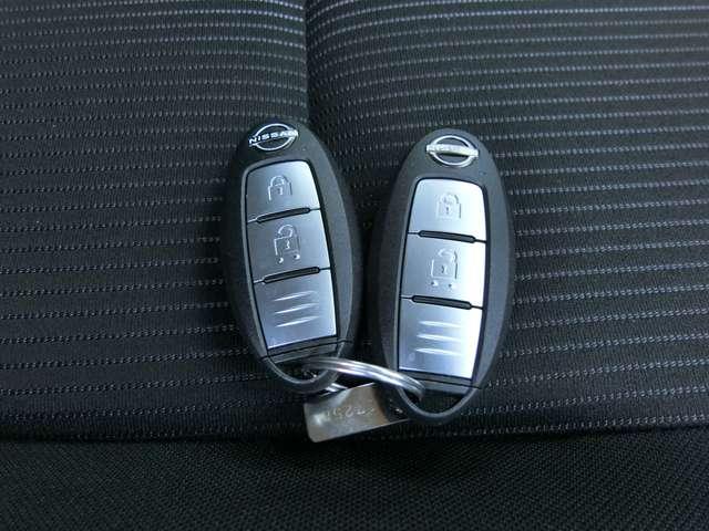 ノート １．２　Ｘ　純正ナビ・アラウンドビューモニター・エマ　衝突被害軽減ブレ－キ　全方位カメラ　ＥＴＣ付　ＬＥＤヘッドライト　レーンアシスト　ワンオーナー　ドラレコ　整備記録簿　ワンセグＴＶ　ＴＶナビ　サイドカーテンエアバック　メモリーナビ　パワーウィンドウ（12枚目）