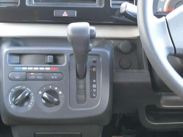 モコ ６６０　Ｓ　リモコンキー　キーレス　パワーウィンドウ　エアコン　ワンオーナー　ＡＢＳ　パワステ　運転席エアバッグ　記録簿有（7枚目）