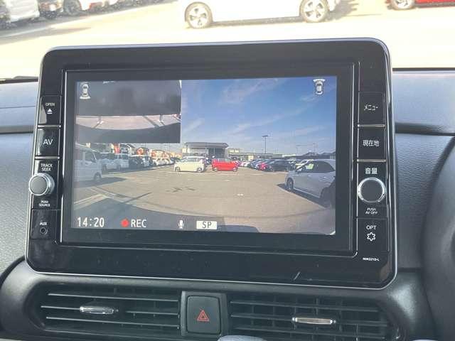 �h���C�u���R�[�_�[�̉f���́A�J�[�i�r�̉�ʂɕ\�����邱�Ƃ��\�ł��B