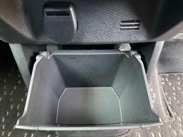 �O�Ȓ��������ɂ̓h�����N�z���_�[�ɏ�������B