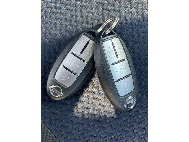 �C���e���W�F���g�L�[�@�L�[���|�P�b�g�Ȃǂɓ���Ă����΁A���N�G�X�g�X�C�b�`�����������ŁA�h�A�̃��b�N�E�A�����b�N���ł��G���W���̎n���E��~���L�[�����o�����ƂȂ��ł��܂��B