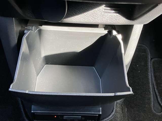 �O�Ȓ��������Ƀh�����N�z���_�[�ɏ�������B