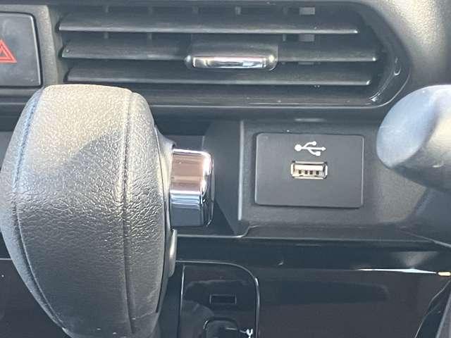 ルークス ６６０　ハイウェイスターＸ　衝突被害軽減ブレーキ　アイスト　衝突被害軽減ブレ－キ　マルチビューカメラ　車線逸脱警報装置　ＥＴＣ　ＬＥＤ　スマートキー　パワーウィンドウ　ワンオーナー　カーテンエアバック　ドライブレコーダー　ナビＴＶ　バックカメラ（9枚目）