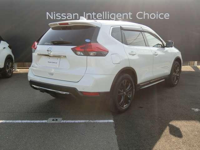 �v���C�o�V-�K���X����������Ă��܂��B�O������Ƃ��͋C�ɂȂ炸�ɁA����ԗ�����ԓ��������ɂ����݌v�ł��B