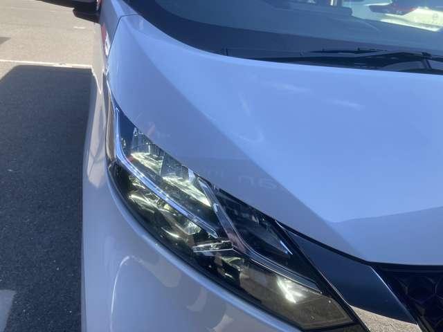 デイズ ６６０　ハイウェイスターＧターボ　プロパイロット　エディショ　アイドリングＳ　スマキー　ＡＨＢ　追従クルコン　パワーステアリング　車線逸脱　盗難防止装置　オートエアコン　パワーウィンドウ　ＡＢＳ　バックカメラ　アルミホイール　キーレス　サイドカメラ　エアバッグ（15枚目）