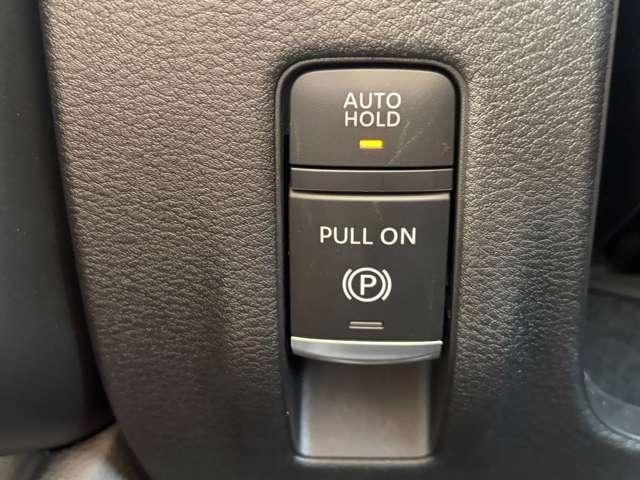 �I�[�g�z�[���h�@�u���[�L�𓥂񂾂�u���[�L�𓥂܂Ȃ��Ă����̏�ɗ��܂邱�Ƃ��o���܂�