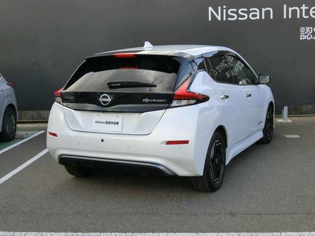 �v���C�o�V-�K���X����������Ă��܂��B�O������Ƃ��͋C�ɂȂ炸�ɁA����ԗ�����ԓ��������ɂ����݌v�ł��B