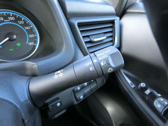 �I�[�g�w�b�g���C�g�t���Ȃ̂Ńg���l���̑������ł��y�X�w�b�h���C�g�����Y�������܂���B���߂̓_���Ŏ��̗̂}�~�ɂ��𗧂��Ă���܂��B