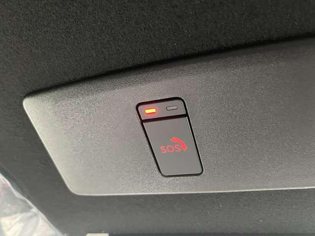 オーラ １．２　ＮＩＳＭＯ　全方向カメラ　地デジ　パワーステアリング　衝突軽減Ｂ　ＬＥＤランプ　１オーナ－　車線逸脱防止　インテリジェントキー　パワーウィンドウ　ＥＴＣ　キーフリーシステム　サイドＳＲＳ　定期点検記録簿　ＡＢＳ（7枚目）