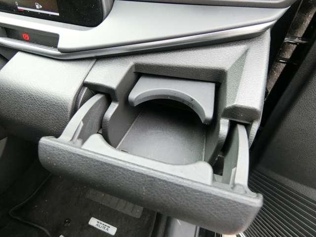 オーラ １．２　Ｇ　レザーエディション　純正ナビ・アラウンドビューモニター・プロ　シートヒータ　スマ－トキ－　整備記録簿　ＡＨＢ　ＬＥＤライト　ナビ＆ＴＶ　追従式クルーズコントロール　レーンキープ　アルミホイール　エアバッグ　エアコン（22枚目）