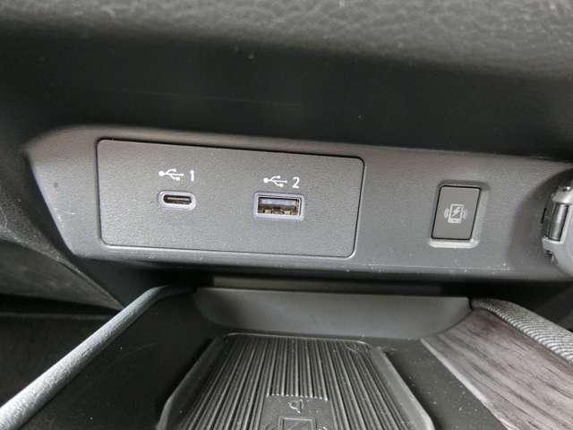 オーラ １．２　Ｇ　レザーエディション　純正ナビ・アラウンドビューモニター・プロ　シートヒータ　スマ－トキ－　整備記録簿　ＡＨＢ　ＬＥＤライト　ナビ＆ＴＶ　追従式クルーズコントロール　レーンキープ　アルミホイール　エアバッグ　エアコン（30枚目）