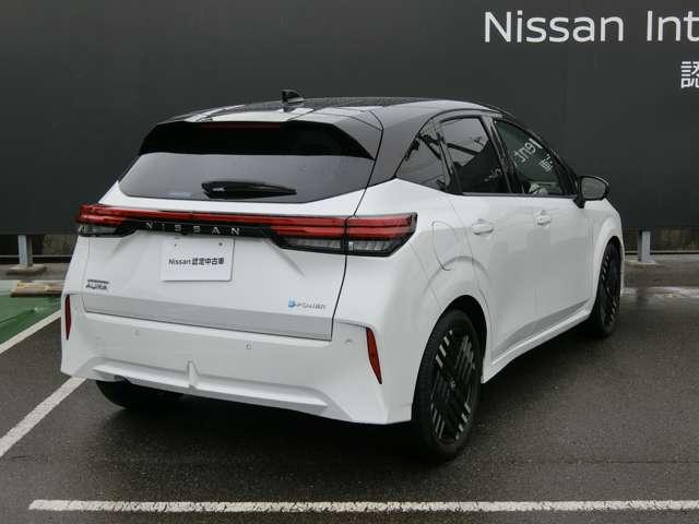 オーラ １．２　Ｇ　純正ナビ・アラウンドビューモニター・プロ　革シート　フルセグテレビ　前席シートヒーター　ＥＴＣ車載器　アルミ　ＬＤＷ　ＬＥＤライト　バックモニター　エアバッグ　記録簿　メモリーナビ　パワーステアリング（2枚目）