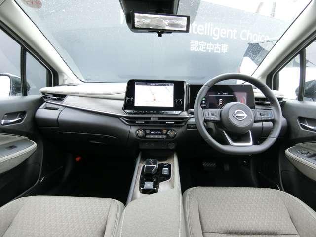 オーラ １．２　Ｇ　純正ナビ・アラウンドビューモニター・プロ　革シート　フルセグテレビ　前席シートヒーター　ＥＴＣ車載器　アルミ　ＬＤＷ　ＬＥＤライト　バックモニター　エアバッグ　記録簿　メモリーナビ　パワーステアリング（4枚目）