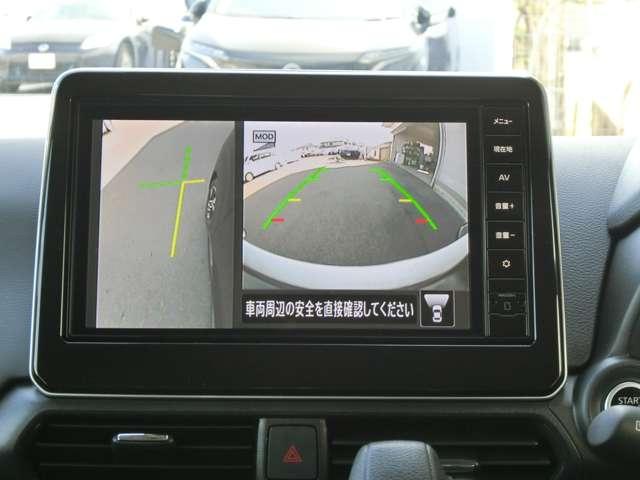 デイズ ６６０　ハイウェイスターＧターボ　純正ナビ・アラウンドビューモニター・　ワンオナ　禁煙　フルセグテレビ　車線逸脱警報装置　ＬＥＤヘッドライト　パワーウインドウ　フルオートエアコン　エアバック　メモリーナビ　記録簿　キーフリー　ＡＢＳ（7枚目）