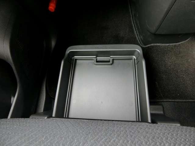 ルークス ６６０　ハイウェイスターＸ　プロパイロット　エディション　純正ナビ・アラウンドビューモニター・プロ　両自動ドア　アラウンドビュモニター　オートクルーズ　ブレーキサポート　ワンオ－ナ－　ＷエアＢ　Ａストップ　ハイビームアシスト　ナビ・ＴＶ　禁煙車両　ＰＷ（35枚目）