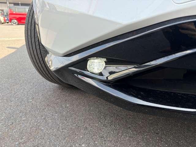 アリア Ｂ６　ｅ－４ＯＲＣＥ　４ＷＤ　サンルーフ・プロパイロット・メーカーナビ　パワーバックドア　フルセグＴＶ　アラウンドビュー　オートハイビーム　寒冷地　禁煙車　ＥＴＣ　エマブレ　スマートキー　フルオートエアコン　４ＷＤ　シ－トヒ－タ－（46枚目）