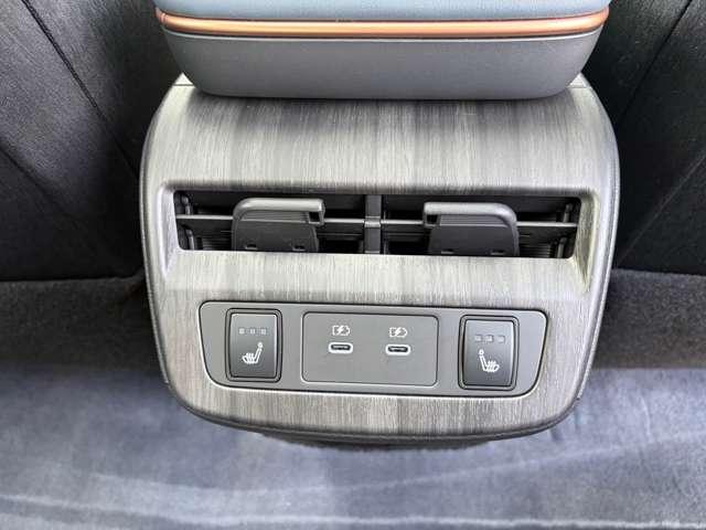 アリア Ｂ６　ｅ－４ＯＲＣＥ　４ＷＤ　サンルーフ・プロパイロット・メーカーナビ　パワーバックドア　フルセグＴＶ　アラウンドビュー　オートハイビーム　寒冷地　禁煙車　ＥＴＣ　エマブレ　スマートキー　フルオートエアコン　４ＷＤ　シ－トヒ－タ－（48枚目）