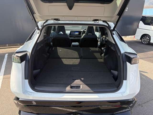 アリア Ｂ６　ｅ－４ＯＲＣＥ　４ＷＤ　サンルーフ・プロパイロット・メーカーナビ　パワーバックドア　フルセグＴＶ　アラウンドビュー　オートハイビーム　寒冷地　禁煙車　ＥＴＣ　エマブレ　スマートキー　フルオートエアコン　４ＷＤ　シ－トヒ－タ－（52枚目）