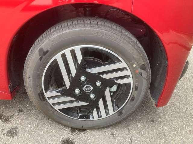 ルークス ６６０　ハイウェイスターＸ　プロパイロット　エディション　両自動ドア　アダプティブクルコン　アラウンドビュモニター　ブレーキサポート　ワンオ－ナ－　ＷエアＢ　Ａストップ　ハイビームアシスト　Ｂカメラ　ＬＥＤライト　ＴＶ　盗難防止装置　オートエアコン　ＰＷ（14枚目）