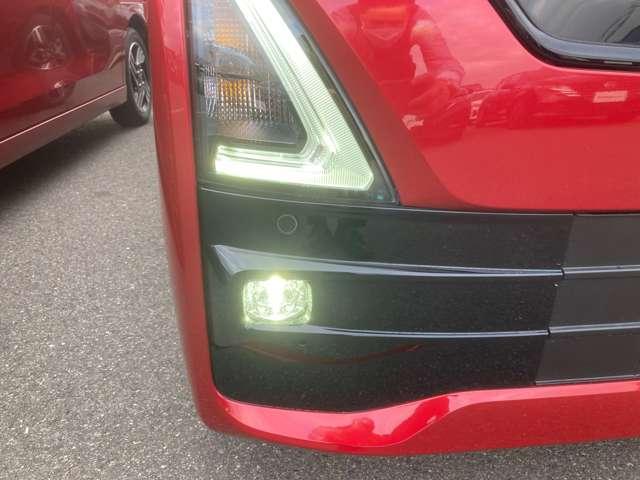 ルークス ６６０　ハイウェイスターＸ　プロパイロット　エディション　両自動ドア　アダプティブクルコン　アラウンドビュモニター　ブレーキサポート　ワンオ－ナ－　ＷエアＢ　Ａストップ　ハイビームアシスト　Ｂカメラ　ＬＥＤライト　ＴＶ　盗難防止装置　オートエアコン　ＰＷ（19枚目）