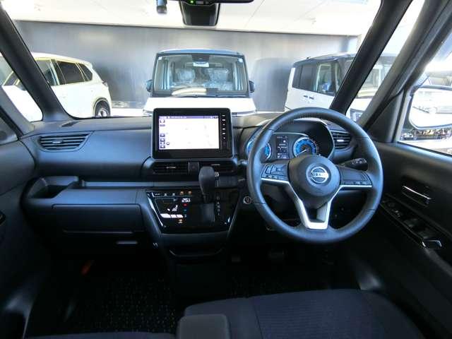 ルークス 660 ハイウェイスターGターボ 純正ナビ・アラウンドビューモニター・片側 パノラマモニター 片側電スラ 地デジ アイスト LEDライト アルミ オートハイビーム スマキー レーンアシスト 1オーナー車 ドラレコ フルオートエアコン(4枚目)