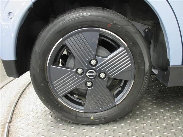 �X�^�C���b�V���ȃf�U�C���̃z�C�[���B