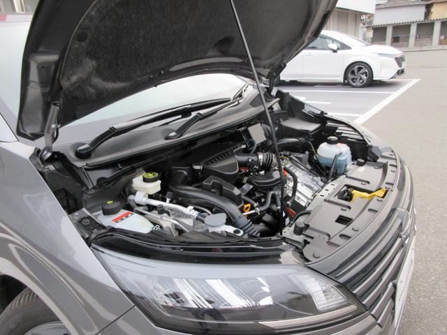 ノート １．２　Ｘ　当社社用車ＵＰ　９インチナビ　オートブレーキ　Ｗエアバック　ＬＥＤヘッド　ワンオーナー　スマートキー　Ｂモニター　点検記録簿　ＴＶナビ　メモリーナビゲーション　運転席エアバッグ　エアコン　パワーウィンドウ　ワンセグＴＶ　キーレス（25枚目）