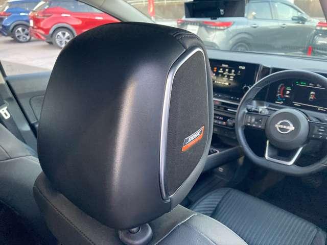 オーラ 1.2 G レザーエディション 当社社用車UP メーカーナビ アラウンドビ ワンオーナ 追突防止 レーダークルーズ 本革 車線逸脱警報装置 禁煙車 LED 盗難防止 記録簿 バックモニター ETC インテリジェントキー メモリーナビゲーション AW キーレスエントリー ABS(3枚目)