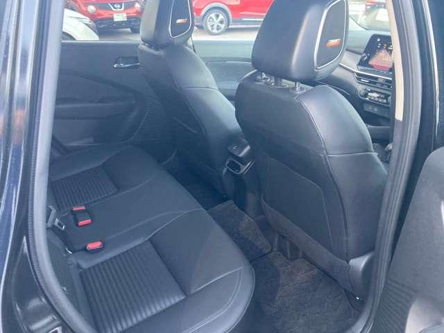 オーラ 1.2 G レザーエディション 当社社用車UP メーカーナビ アラウンドビ ワンオーナ 追突防止 レーダークルーズ 本革 車線逸脱警報装置 禁煙車 LED 盗難防止 記録簿 バックモニター ETC インテリジェントキー メモリーナビゲーション AW キーレスエントリー ABS(16枚目)