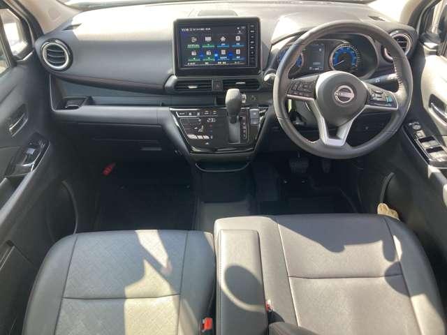 デイズ ６６０　ハイウェイスターＧターボ　プロパイロット　エディション　ワンオーナー　純正９インチナビ　アルミ　イモビ　エアバック　ＥＴＣ車載器　ＬＥＤヘッドライト　レーダークルーズ　インテリジェントキー　レーンアシスト　キーレス　ドライブレコーダー　サイドカメラ　アイドリングストップ　エアコン　ＡＢＳ（6枚目）