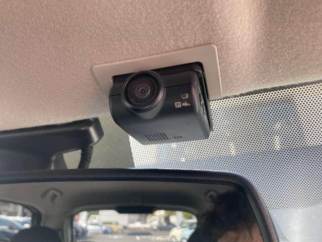 デイズ ６６０　ハイウェイスターＧターボ　プロパイロット　エディション　ワンオーナー　純正９インチナビ　アルミ　イモビ　エアバック　ＥＴＣ車載器　ＬＥＤヘッドライト　レーダークルーズ　インテリジェントキー　レーンアシスト　キーレス　ドライブレコーダー　サイドカメラ　アイドリングストップ　エアコン　ＡＢＳ（13枚目）