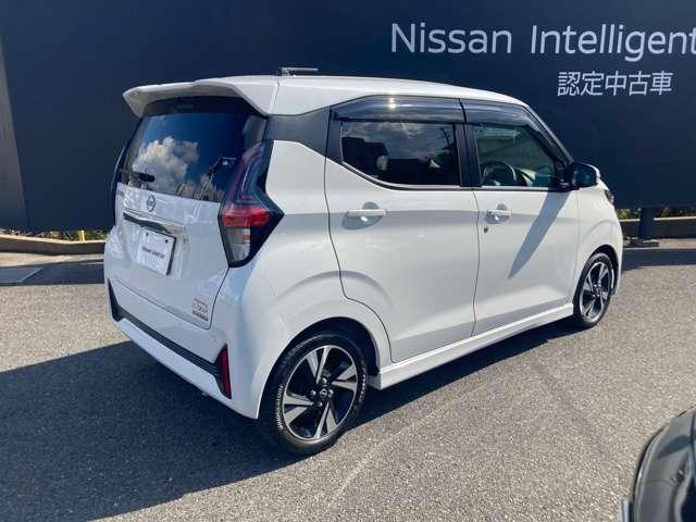 デイズ ６６０　ハイウェイスターＧターボ　プロパイロット　エディション　ワンオーナー　純正９インチナビ　アルミ　イモビ　エアバック　ＥＴＣ車載器　ＬＥＤヘッドライト　レーダークルーズ　インテリジェントキー　レーンアシスト　キーレス　ドライブレコーダー　サイドカメラ　アイドリングストップ　エアコン　ＡＢＳ（17枚目）