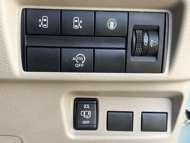 ルークス ６６０　Ｘ　ワンオーナー　左右オートスライドドア　アラモニ　前後衝突軽減ブレーキ　ワンオーナー車　スマートキー　定期点検記録簿　キーフリー　ドライブレコーダー　ｉ－ｓｔｏｐ　フルオートエアコン　パワーウインドウ　バックカメラ　盗難防止　Ｗエアバック（4枚目）