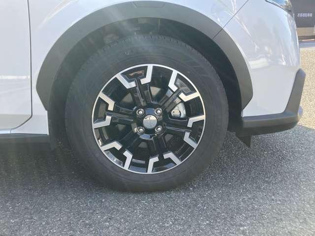 ノート １．２　ＡＵＴＥＣＨ　クロスオーバー　当社試乗車ＵＰ　メーカーナビ　スマートキ　踏み間違い衝突防止アシスト　３６０°カメラ　ＬＤＡ　禁煙　ＬＥＤヘッドランプ　バックカメラ　フルオートエアコン　アルミホイール　メモリーナビ　ＡＢＳ　ＥＴＣ　盗難防止システム　１オーナー（10枚目）