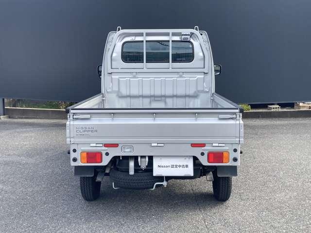 クリッパートラック ６６０　ＧＸ　４ＷＤ　ワンオーナー　純正ＣＤ　ＬＥＤヘッドライト（3枚目）