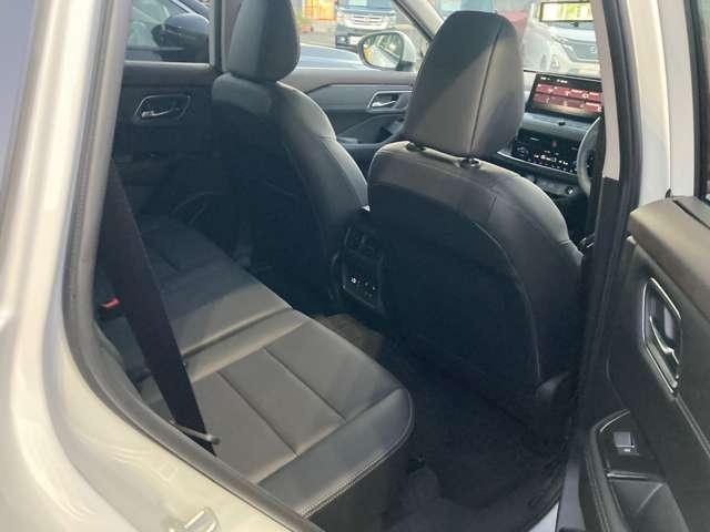 ���㕔���ȁ���Ȃ���l�̕��ł�����������X�y�[�X���m�ہB�������[���V�[�g�̃N�b�V�������_�炩�������O�h���C�u�̔�J���y�����Ă���܂��B