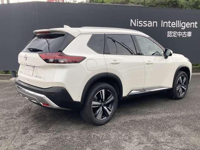 �v���C�o�V-�K���X����������Ă��܂��B�O������Ƃ��͋C�ɂȂ炸�ɁA����ԗ�����ԓ��������ɂ����݌v�ł��B