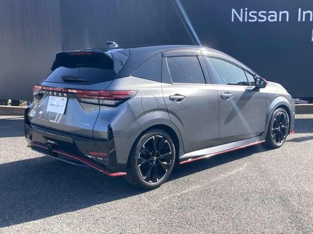 オーラ １．２　ＮＩＳＭＯ　ワンオーナー　メーカーナビ　アダプティブクルコン　全方向カメラ　地デジ　パワーステアリング　衝突軽減Ｂ　ＬＥＤランプ　１オーナ－　ドライブレコーダ　車線逸脱防止　オートマチックハイビーム　ＥＴＣ（4枚目）