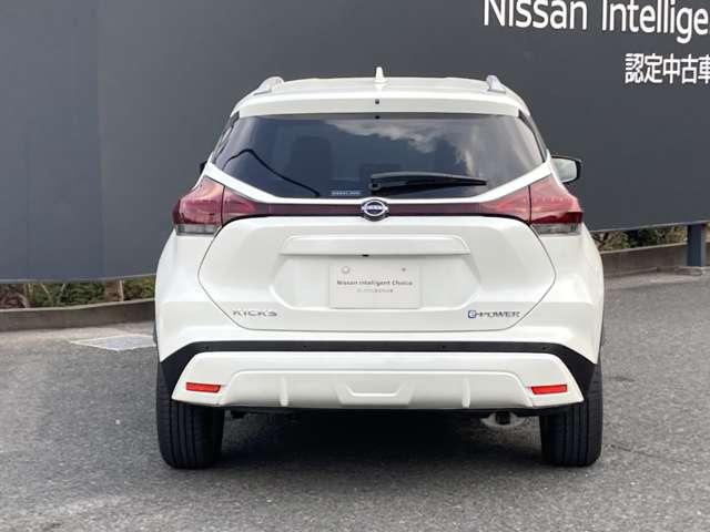 キックス １．２　Ｘ　ツートーン　インテリアエディション　（ｅ－ＰＯＷ　ブラウン内装　当社社用車ＵＰ　純正ナビ　ハイビームアシスト　レーンアシスト　フルセグ　全周囲カメラ　ＬＥＤヘッドランプ　踏み間違い防止　スマートキー　メモリーナビ　オートエアコン　ＡＣＣ　Ｂカメラ（19枚目）