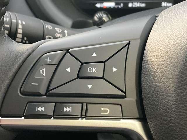 キックス １．２　Ｘ　（ｅ－ＰＯＷＥＲ）　当社試乗車ＵＰ　純正ナビ　ＡＢＳ　エアコン　パワーウィンドウ　衝突被害軽減ブレーキ　フルセグＴＶ　ＬＥＤヘッドランプ　禁煙車　レーダークルーズコントロール　スマートキー　アルミホイール　ワンオーナー（3枚目）