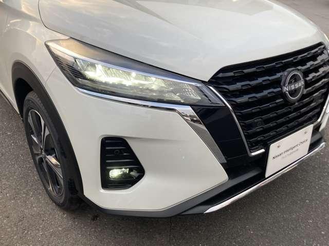 キックス １．２　Ｘ　（ｅ－ＰＯＷＥＲ）　当社試乗車ＵＰ　純正ナビ　ＡＢＳ　エアコン　パワーウィンドウ　衝突被害軽減ブレーキ　フルセグＴＶ　ＬＥＤヘッドランプ　禁煙車　レーダークルーズコントロール　スマートキー　アルミホイール　ワンオーナー（14枚目）