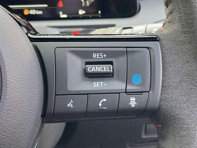 ���v���p�C���b�g���������H�́A�P���ȁ@�a�ؑ��s�ƒ����Ԃ́@���q���s�B���̂Q�̃V�[���ŁA�h���C�o�[�ɑ����ăA�N�Z���A�u���[�L�A�X�e�A�����O�������Ő���B�������H�Ŋ�����X�g���X���y�����Ă���܂��B