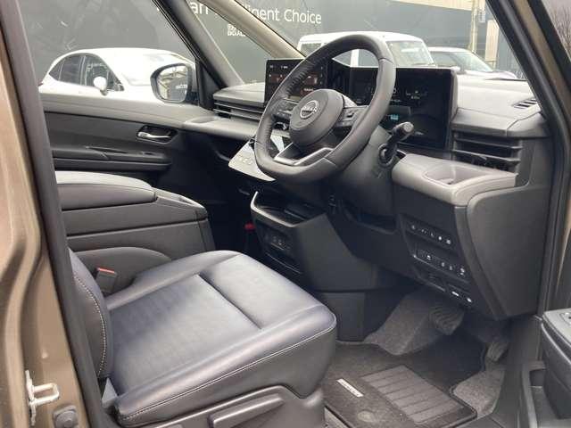 ���O�ʃh�A�^�]�ȁ��h�A�̊J�����L����~���N���N�B�V�[�g�̕����L���^�]���Ă��Ă��X�g���X�������܂���B�������L�����K�ȃh���C�u�����o���Ă���܂��B