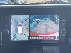 饦ɥӥ塼˥ޤ򿿲鸫Ƥ뤫Τ褦˼ϤξľŪİ¿֤ޤ 2