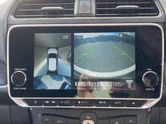 �����饦��ɥӥ塼��˥���������ޤ򿿲����鸫�������Ƥ��뤫�Τ褦�˼��Ϥξ�����ľ��Ū���İ������¿�������֤�����ޤ��� 3