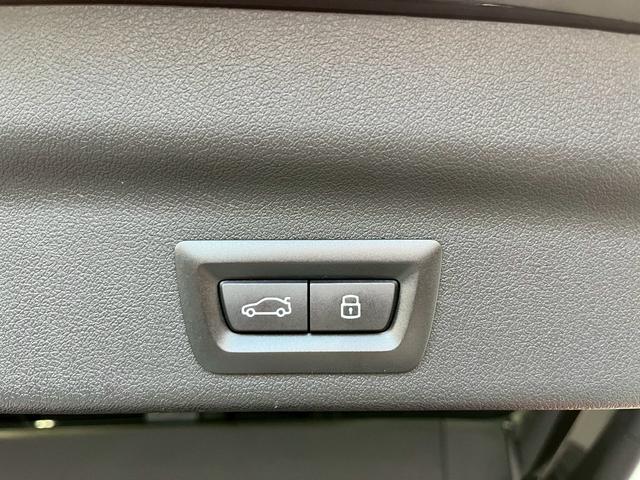 ｉＸ１ ｘＤｒｉｖｅ　３０　ｘライン　ハイラインパッケージ　全方位カメラ　Ｂｌｕｅｔｏｏｔｈ　認定中古車　シートヒーター　ヘッドアップディスプレイ　衝突被害軽減システム　電動パワーシート（9枚目）