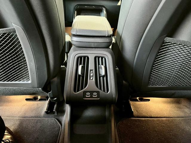 ｉＸ１ ｘＤｒｉｖｅ　３０　ｘライン　ハイラインパッケージ　全方位カメラ　Ｂｌｕｅｔｏｏｔｈ　認定中古車　シートヒーター　ヘッドアップディスプレイ　衝突被害軽減システム　電動パワーシート（15枚目）